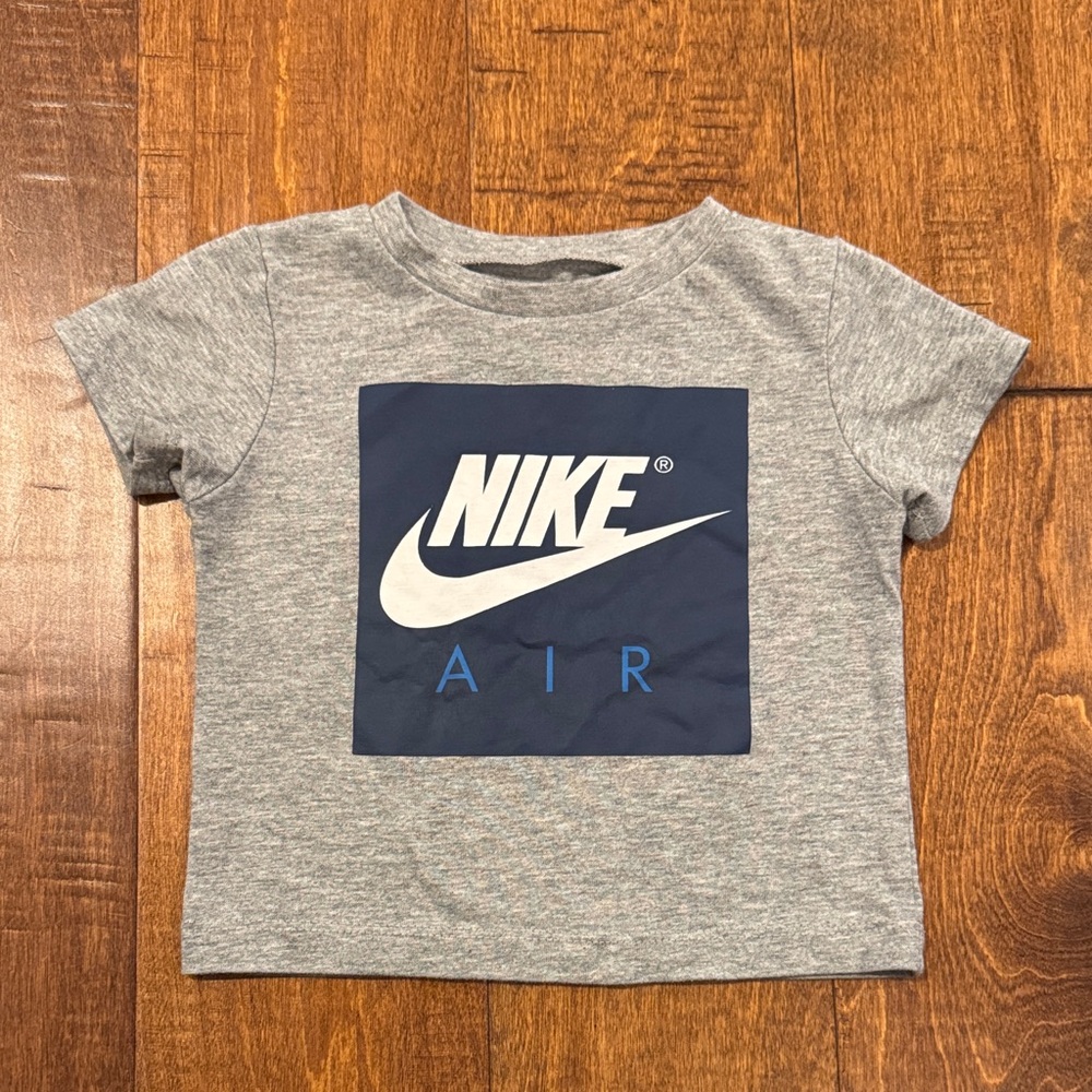 Nike Kids Gray and Blue Logo Tee size 12 months